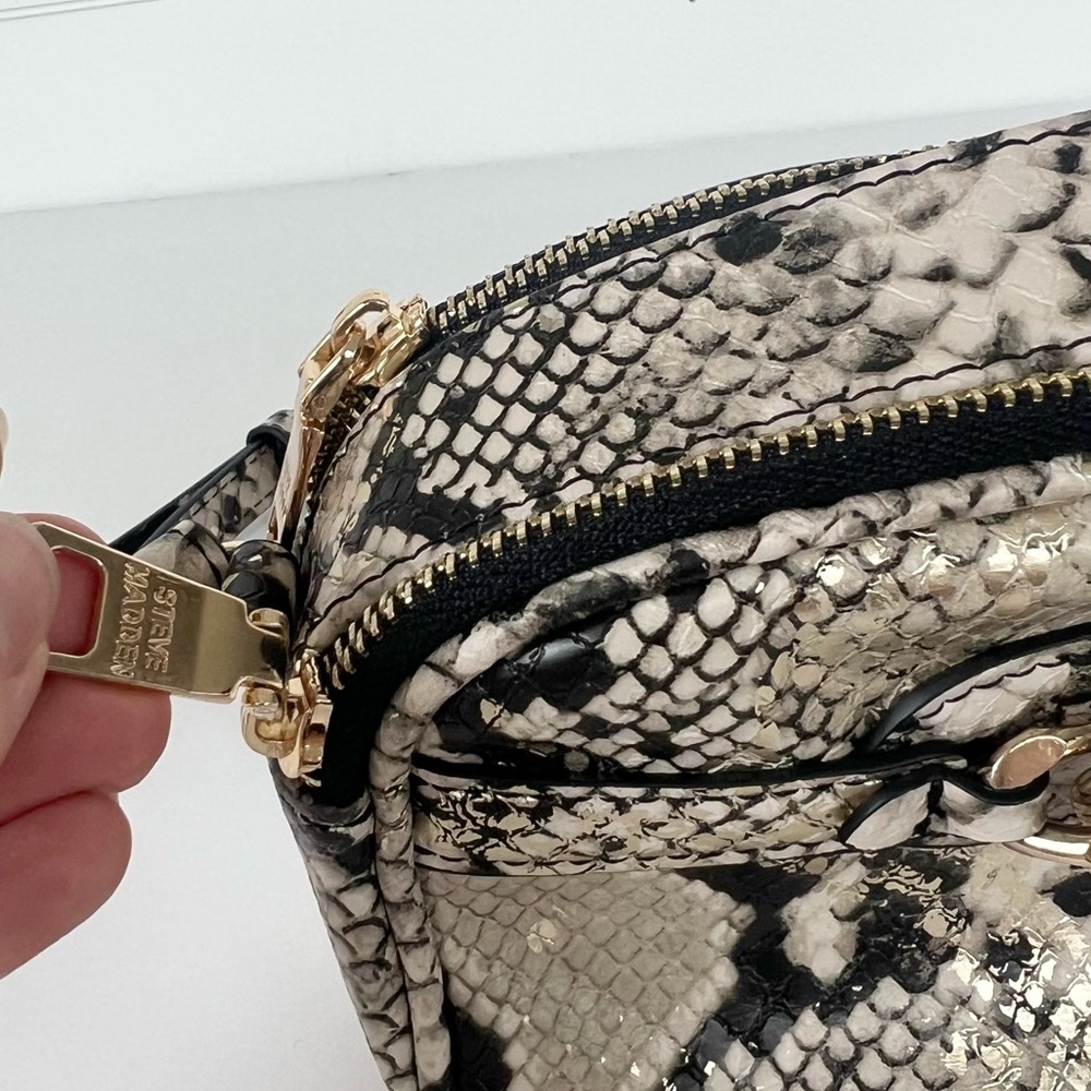 Steve Madden | Snakeskin Crossbody The Sister Studio Colab - Picture 7 of 8